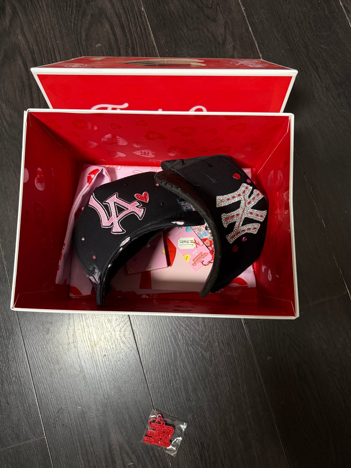 Bundle 2 hats